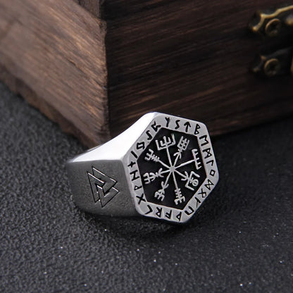 Vegvisir Ring - Nordic Path Compass